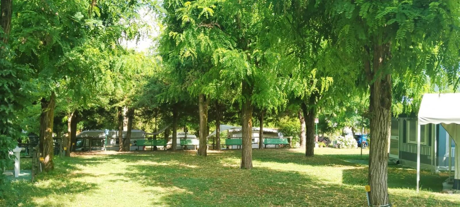 Campingplatz Bracchetto Vetta Carrodano Inferiore